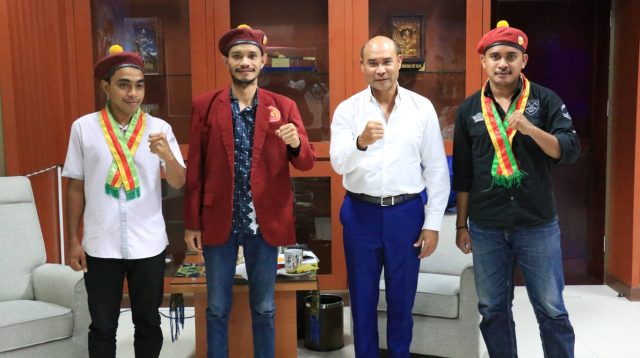 Gubernur Laiskodat bersama pengurus PMKRI NTT