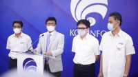 Menkominfo Johnny G Plate dalam Konferensi Pers Virtual Penetapan Pemenang Seleksi Penyelenggara Multpleksing Siaran TV Digital Teresterial 2021, dari Media Center Kementerian Kominfo, Jakarta, Senin (03/05/2021). - (AYH)