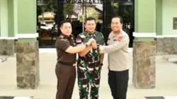 Perkuat Soliditas TNI, Polri, dan Kejaksaan, Kapolda NTT Gelar Silaturahmi Bersama Danrem 161/Wirasakti dan Kajati NTT