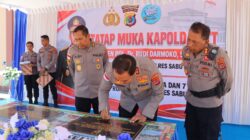 Kapolda NTT Resmikan Barak Siaga dan Rumah Dinas di Sabu Raijua